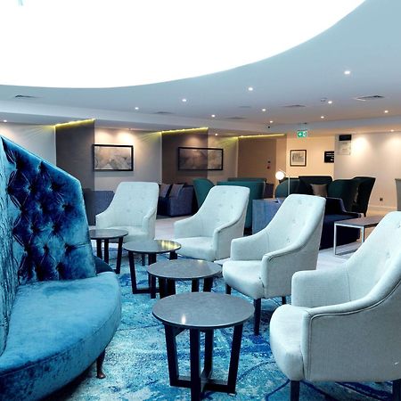 Doubletree By Hilton Честър Екстериор снимка